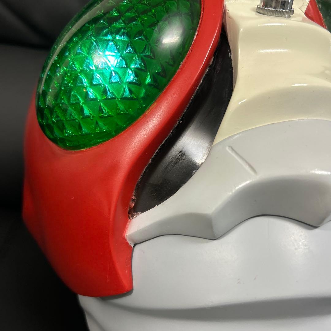 仮面ライダーV3 1/1スケール　マスク　発光あり　レトロ