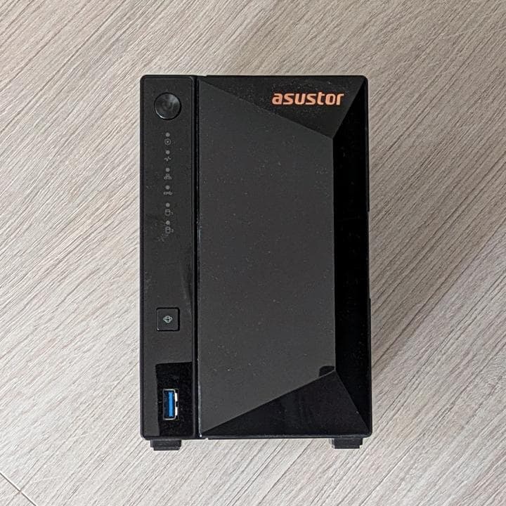 ASUSTOR AS3302T　Realtek クアッドコア 2.5GbE