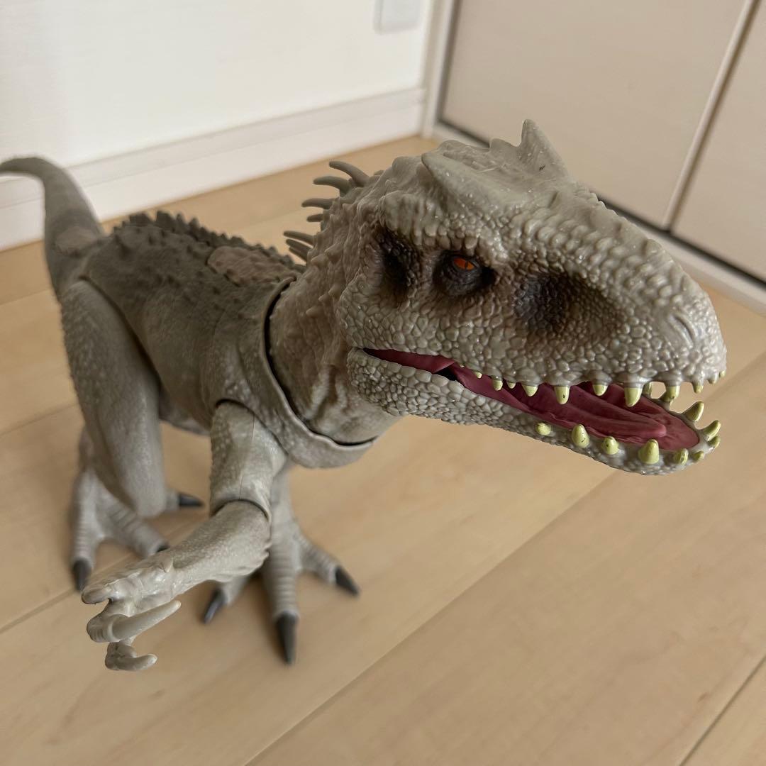 ジュラシックワールド　インドミナスレックス/ティラノサウルス/スピノサウルス