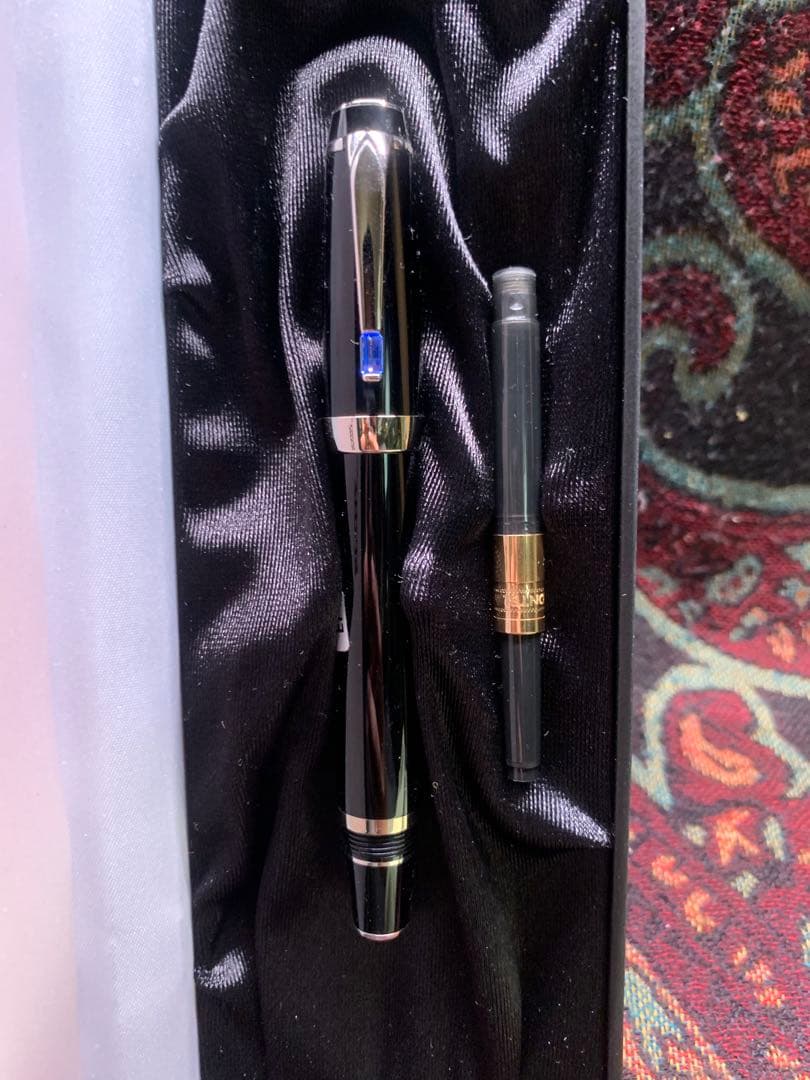 未使用品　モンブラン　ボエム　万年筆　サファイア　EF レア