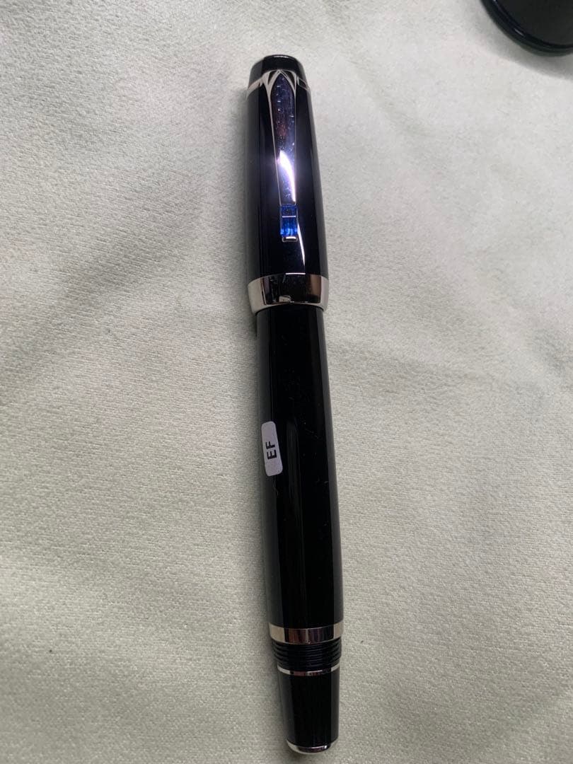 未使用品　モンブラン　ボエム　万年筆　サファイア　EF レア