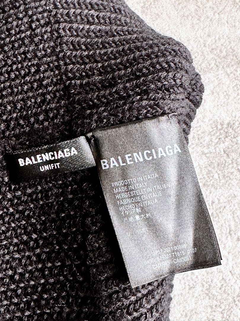 【BALENCIAGA】　バレンシアガ　ニット帽 ユニセックス