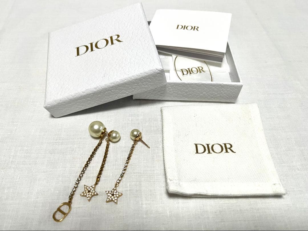 Dior ディオール　ピアス　正規品　※片耳分キャッチ紛失のため破格