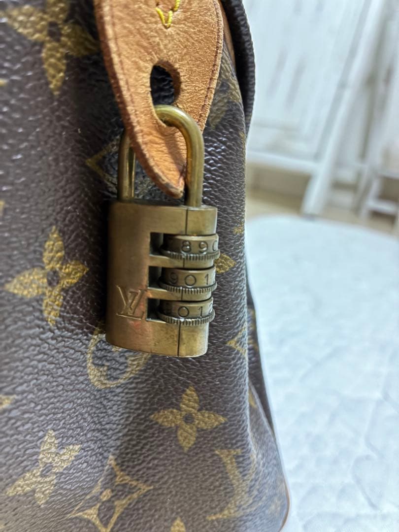 LOUIS VUITTON スピーディ　モノグラムハンドバッグ