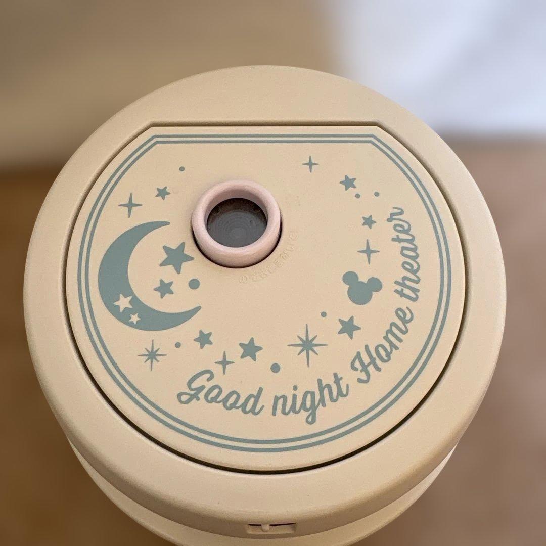 タカラトミー　天井いっぱい！おやすみホームシアター　ぐっすりメロディ＆ライト