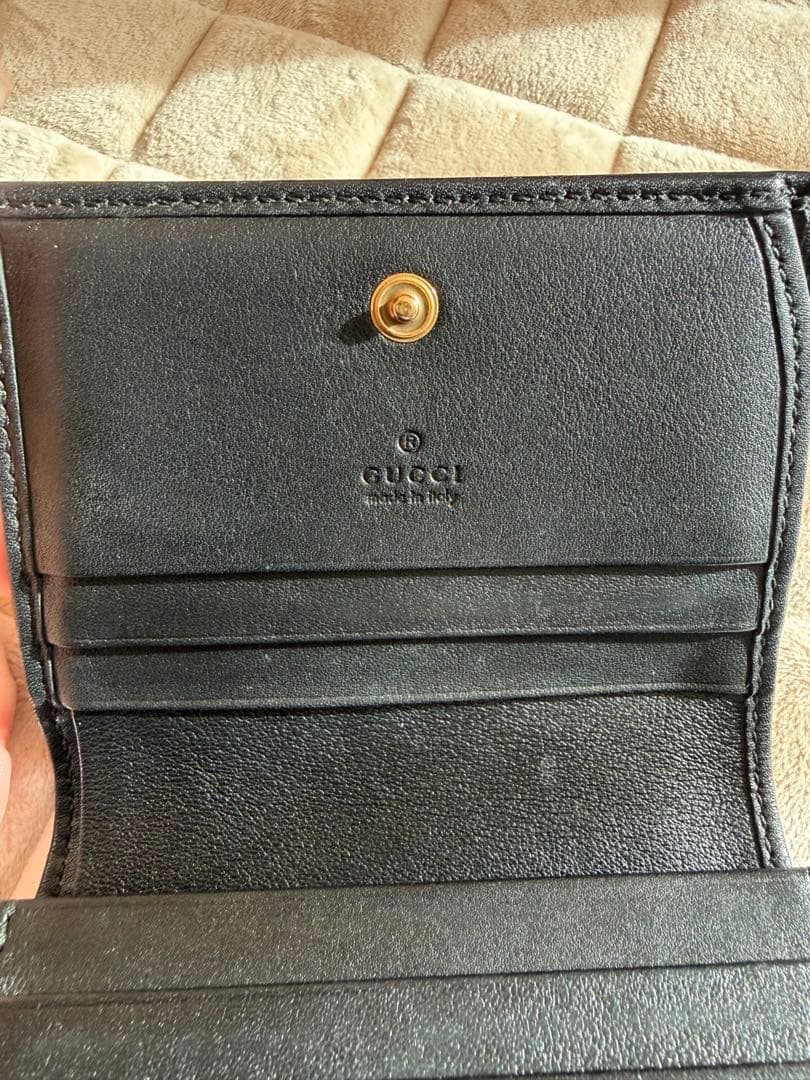 GUCCI ブラック 二つ折り財布 キルティング