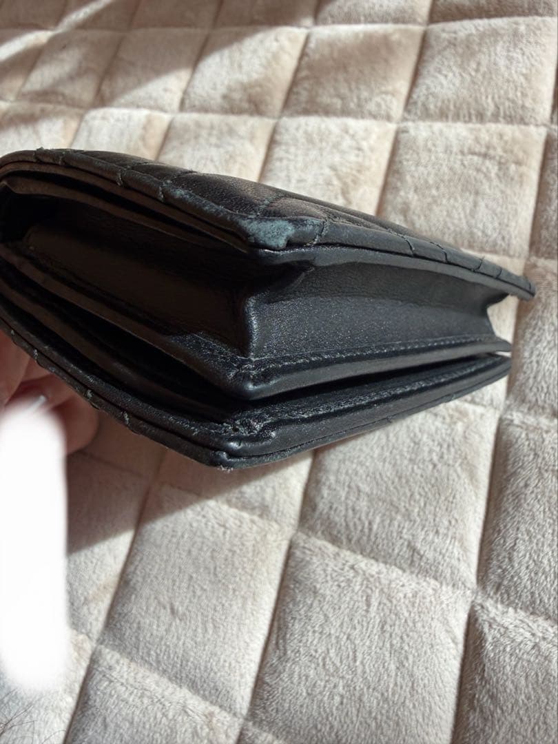 GUCCI ブラック 二つ折り財布 キルティング