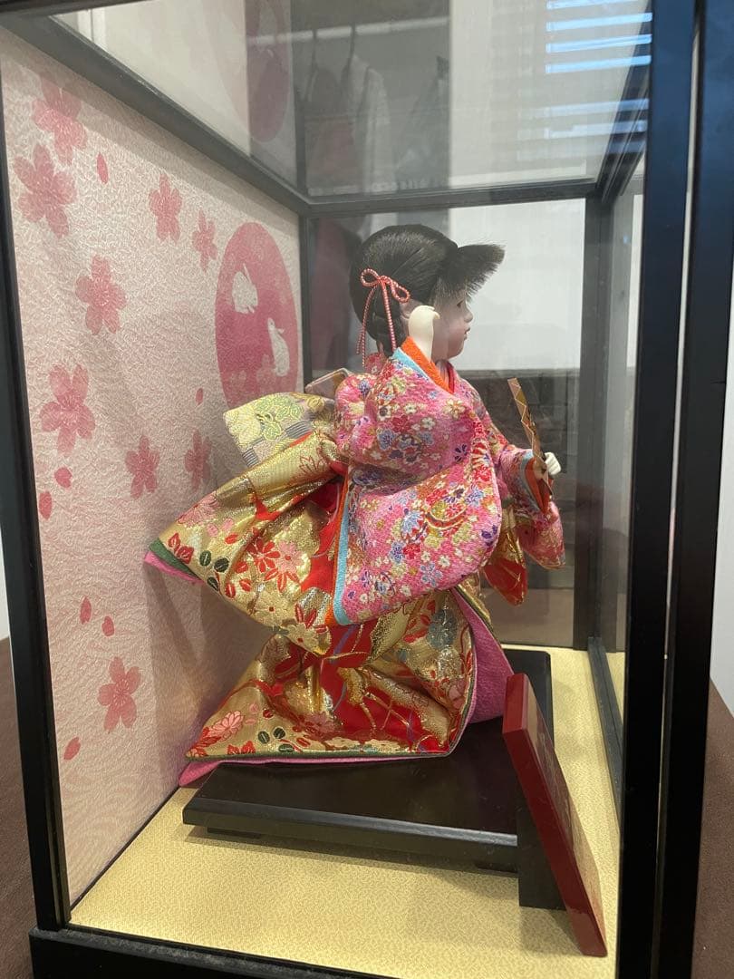 【市松人形】舞花　ガラスケース入り【日本人形】