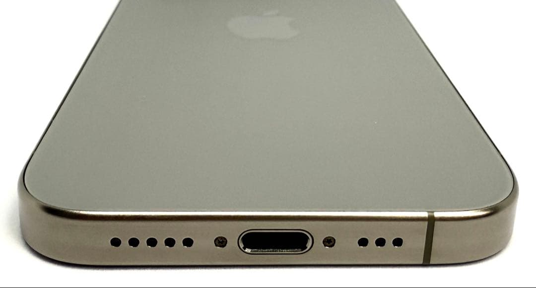 【液晶漏れ】iPhone15pro 128GB ナチュラル