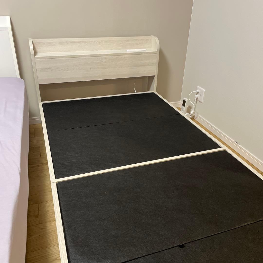 【つかさ】【引渡し限定】シングルベッドフレーム　収納付き　コンセント