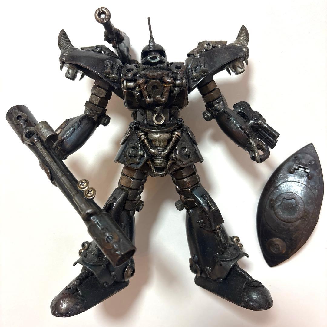 が*ん様 メタルアート　鉄屑アート　スクラップアート　グフカスタム風 フィギュア