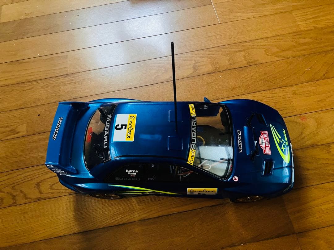 Tamiya Subaru ラジコンカー 1/10 4WD