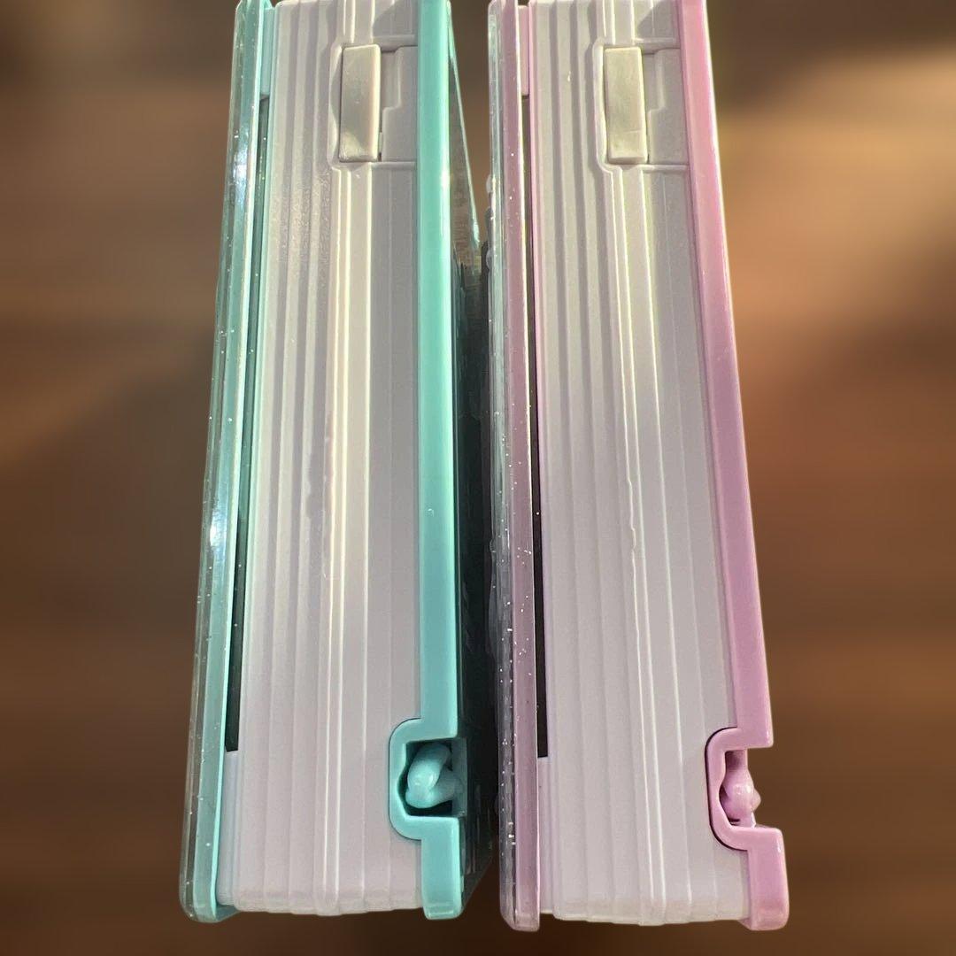 ディズニー　バンダイ　ドリームパスポート　手帳型おもちゃ　２台セット