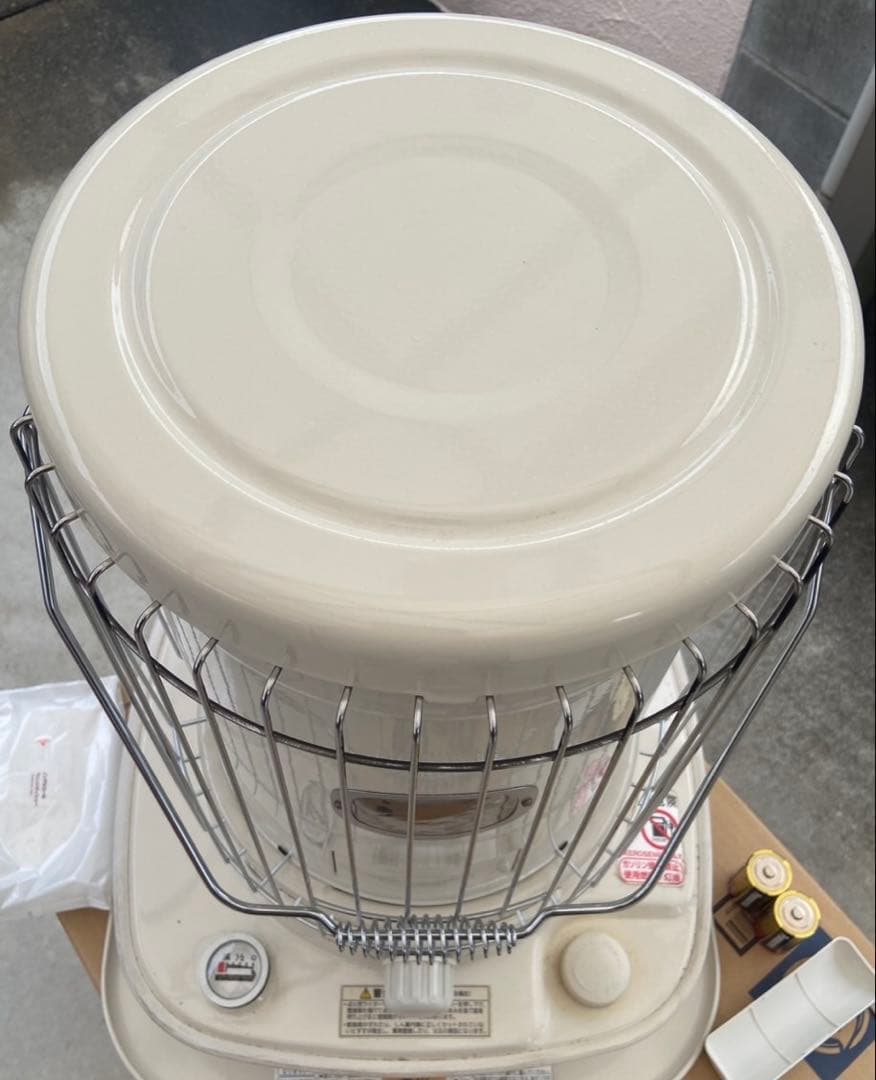 コロナ　 石油　ストーブ SL6623 ホワイト　新古品　SL CORONA