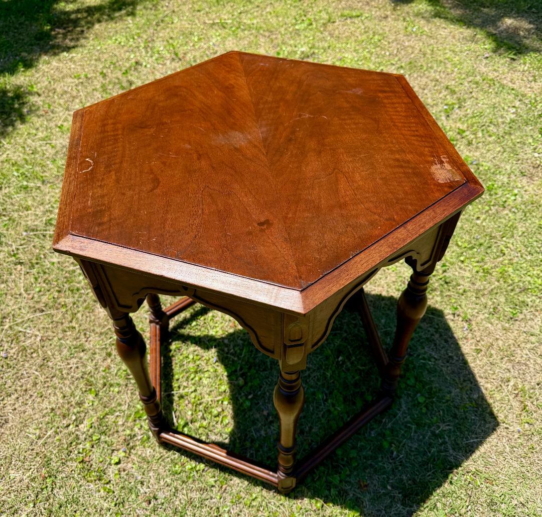英国アンティーク　ヘキサゴンテーブル　イギリス製　幅62㎝ 高さ60㎝