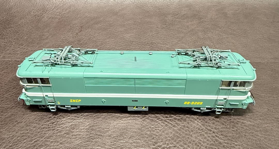 REE MODELS　BB-9285 電気機関車　AC専用　ほぼ新品