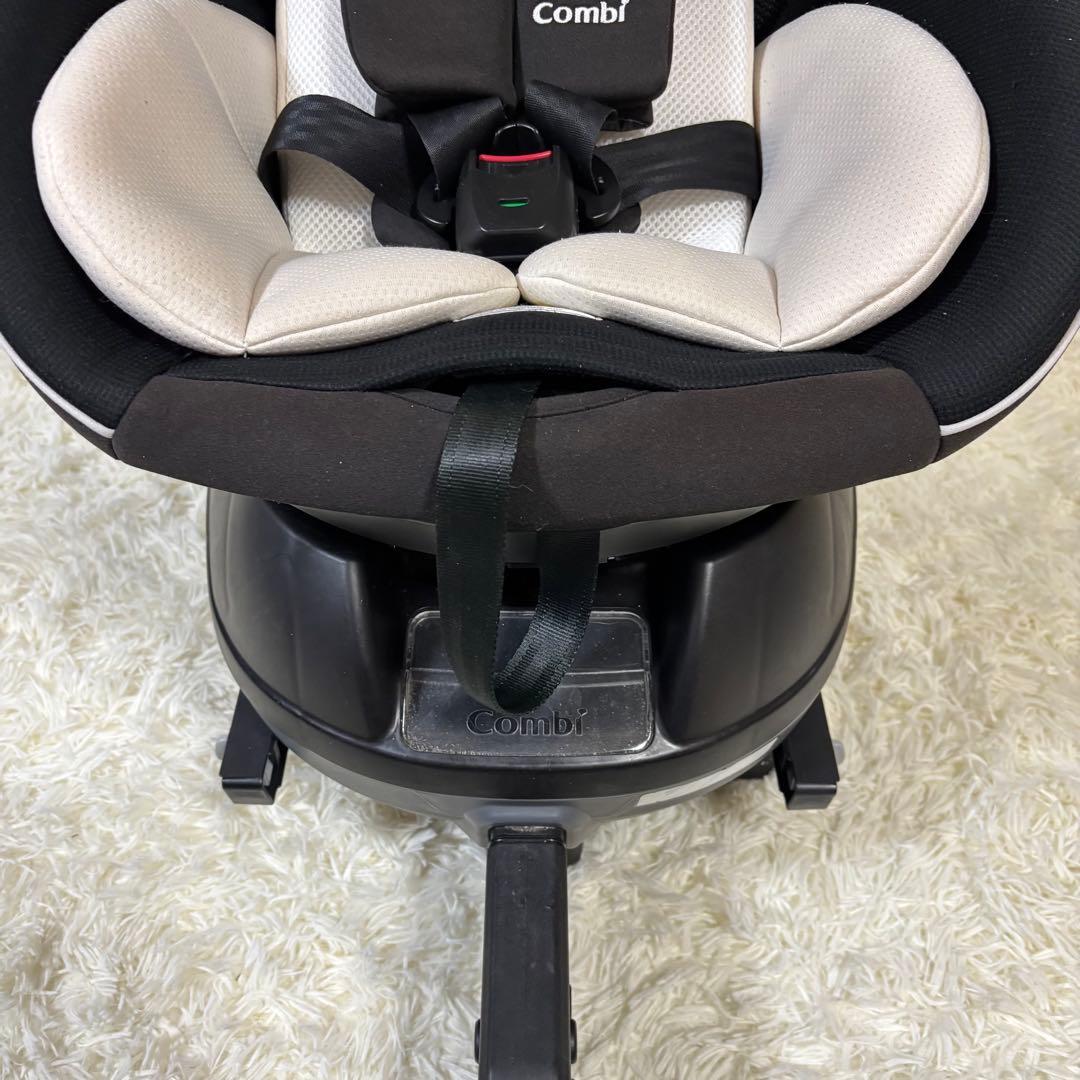 極美品　Combi クルムーヴ スマート ISOFIX エッグショックNeo