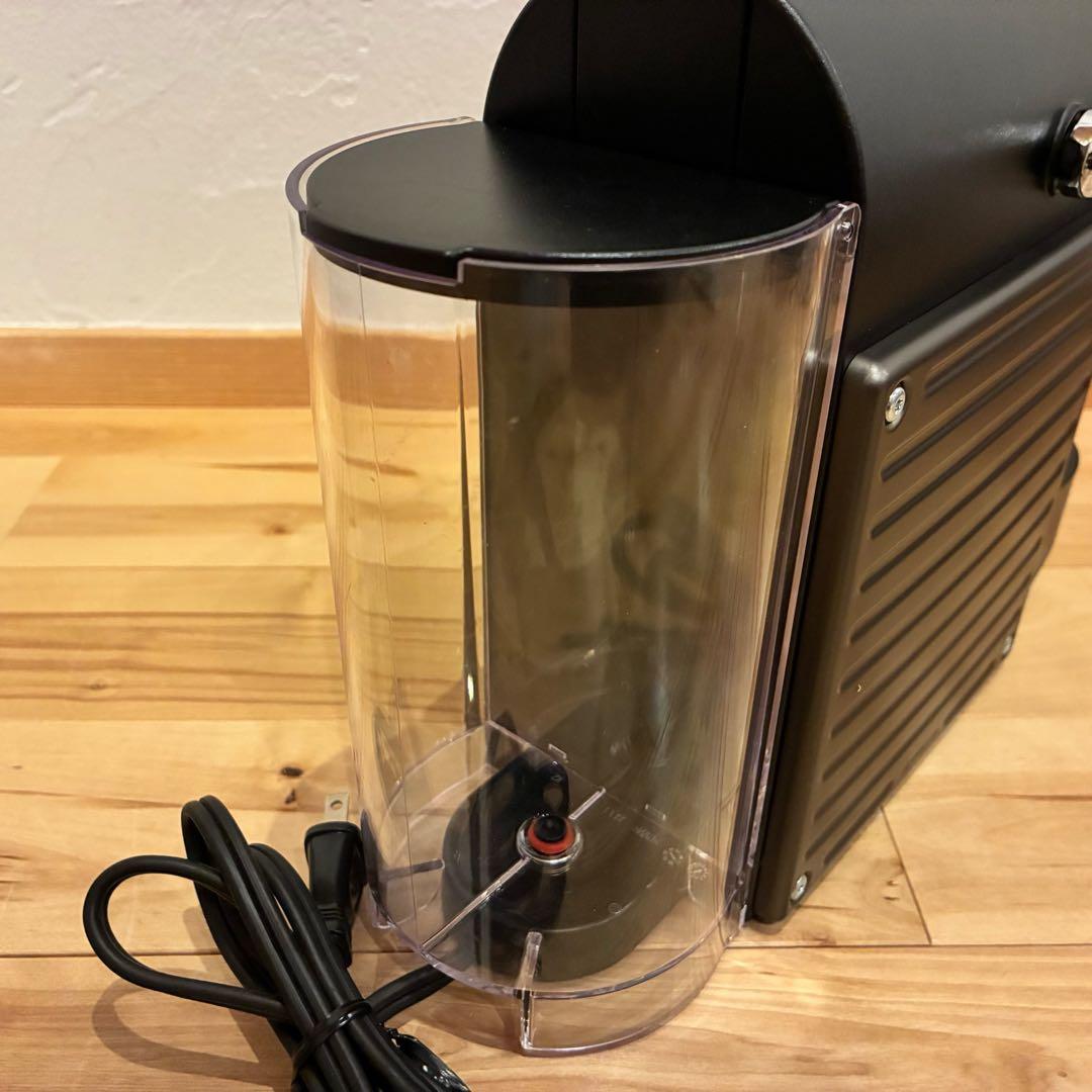 美品‼️Nespresso コーヒーメーカー C61 TI 2024年製