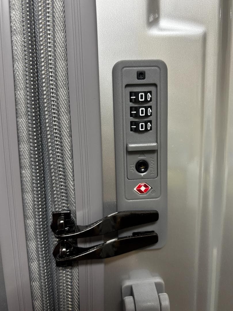 【未使用品】TABITORA KRS6016 XLズスーツケースシルバー