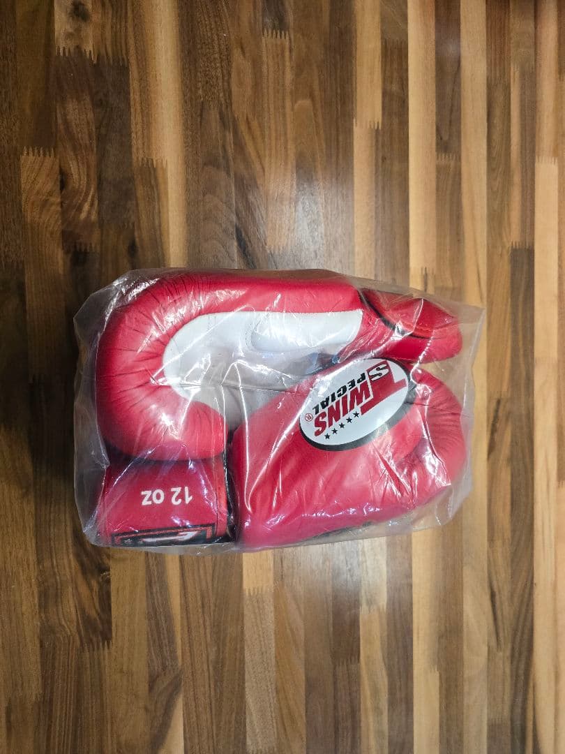 ま*ん様 TWINS Crazy Wolf ボクシンググローブ 12oz 3個セ