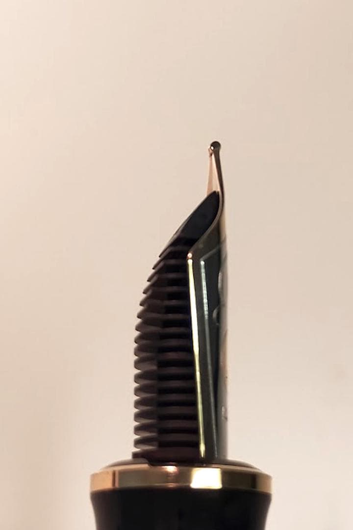 ペリカン Pelikan スーベレーンM600 万年筆 吸入式 首軸にサビなし