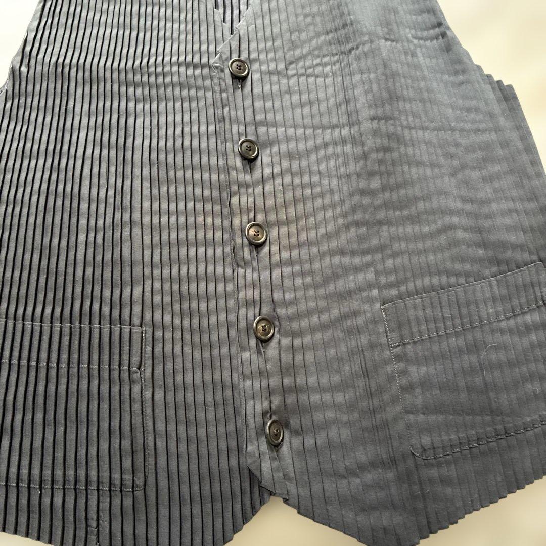 ISSEY MIYAKE プリーツベスト　 BLACK ポケット付　サイズXL