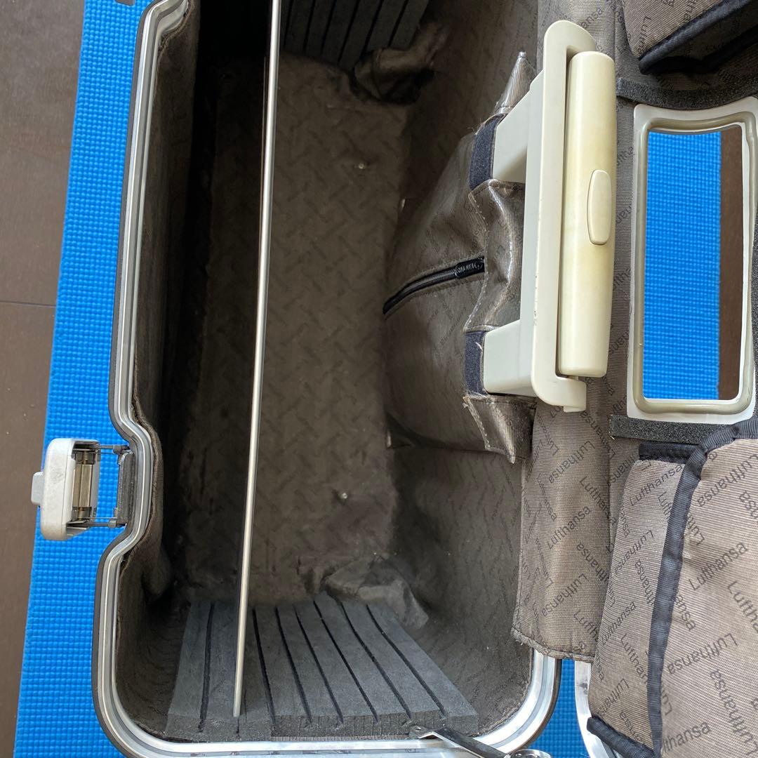 RIMOWA シルバーキャリーケース 中型