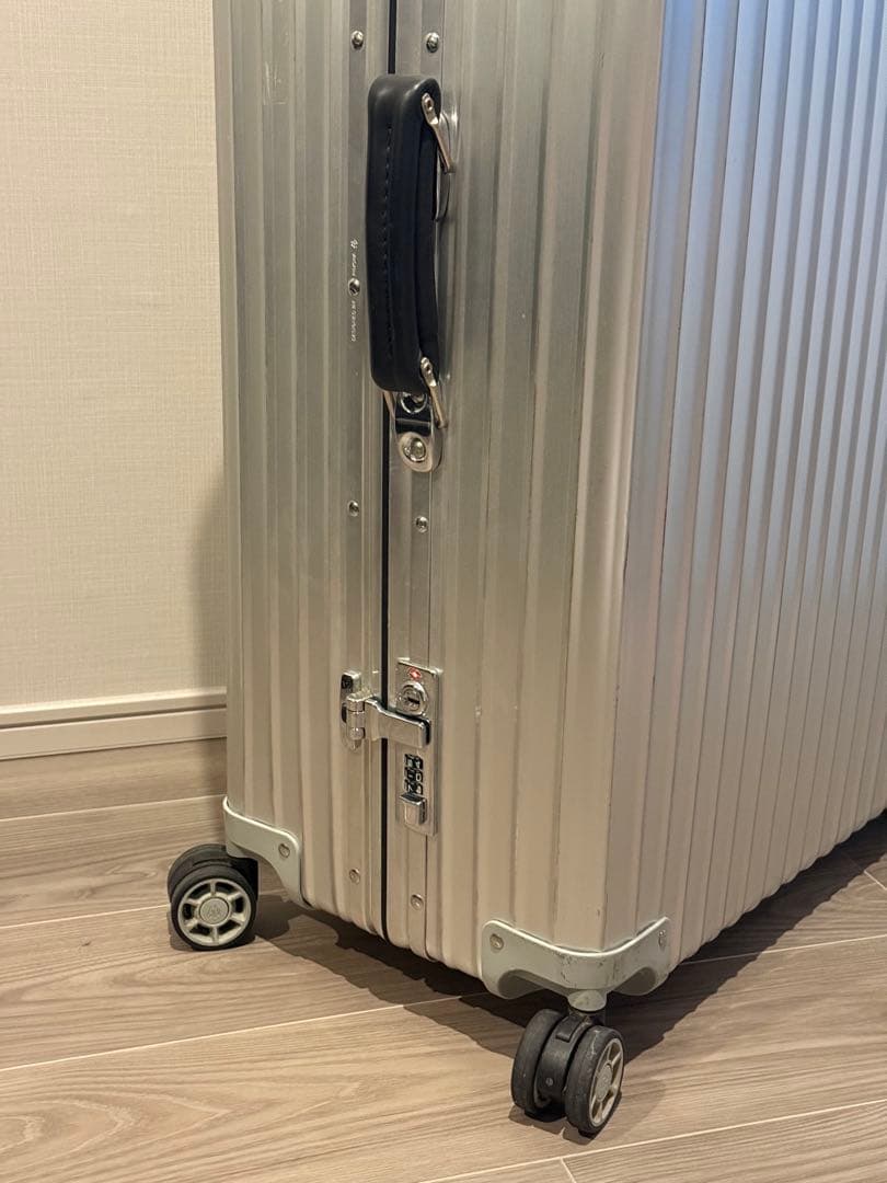 RIMOWA キャリーケース　CLASSIC チェックインL