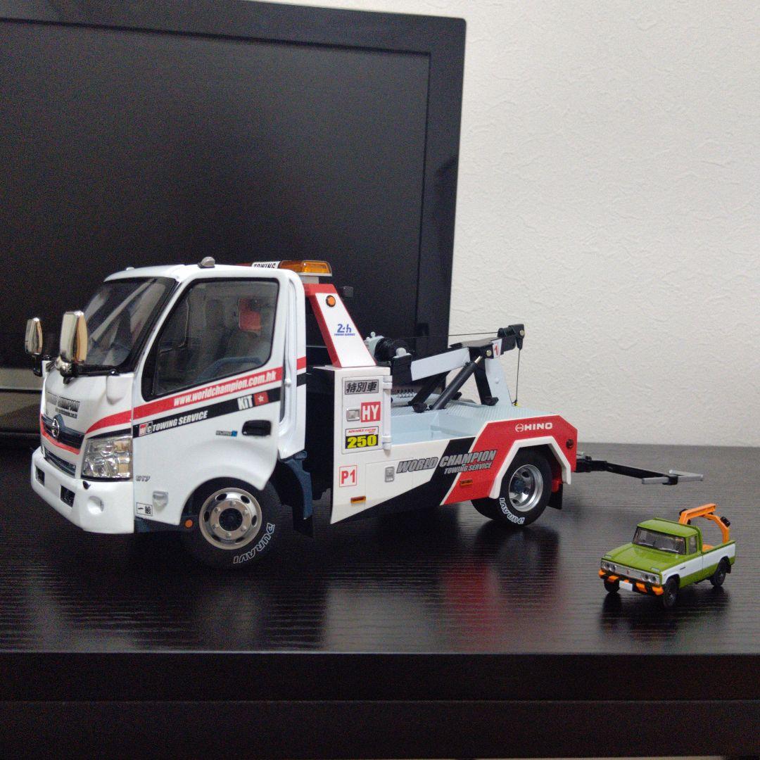 ミニカー tiny 1/18scale HINO 300