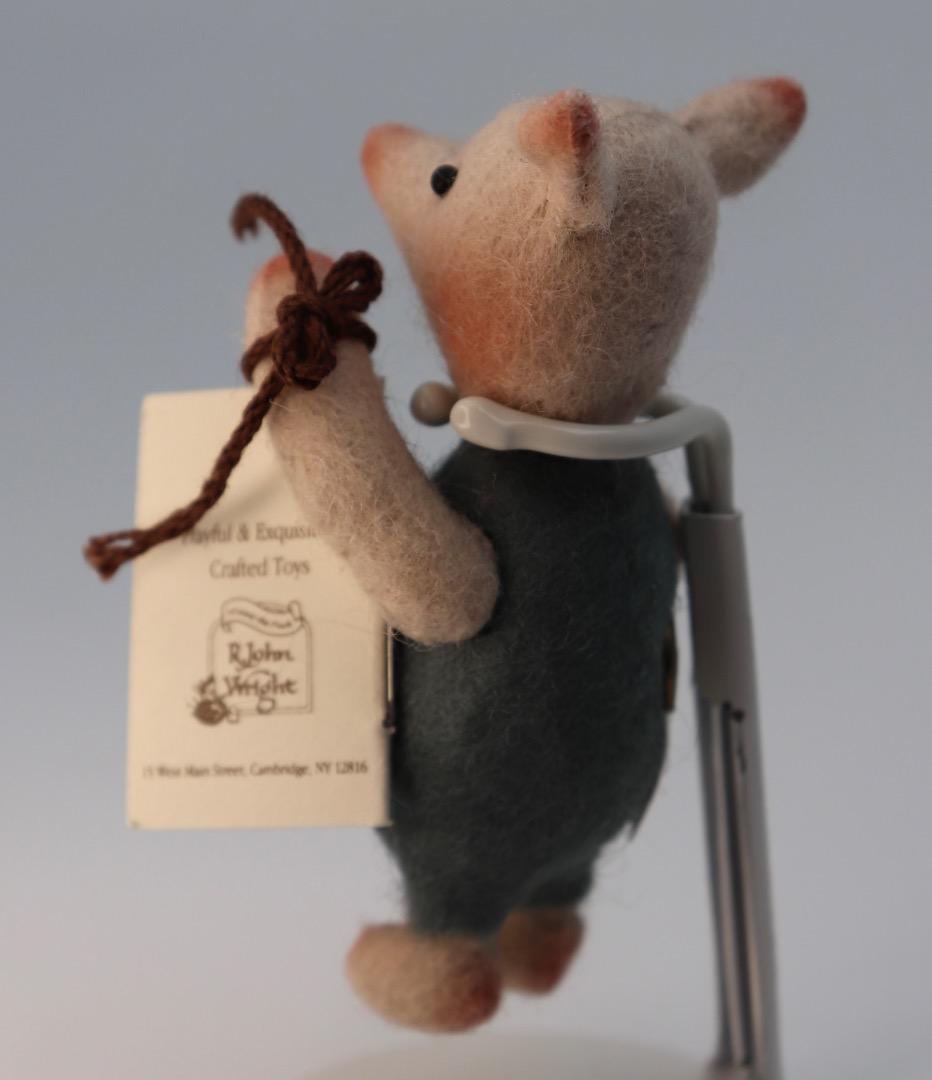 ポケット・ピグレット 7.5cm R. John Wright 1994年の作品