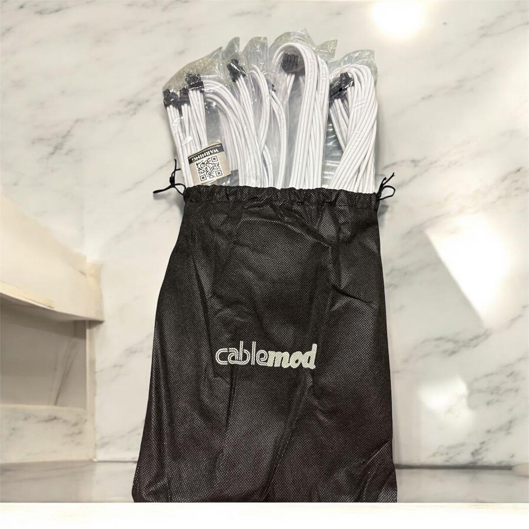 訳あり特価⭐️Cablemod プロシリーズケーブルキット ホワイト 10本セット
