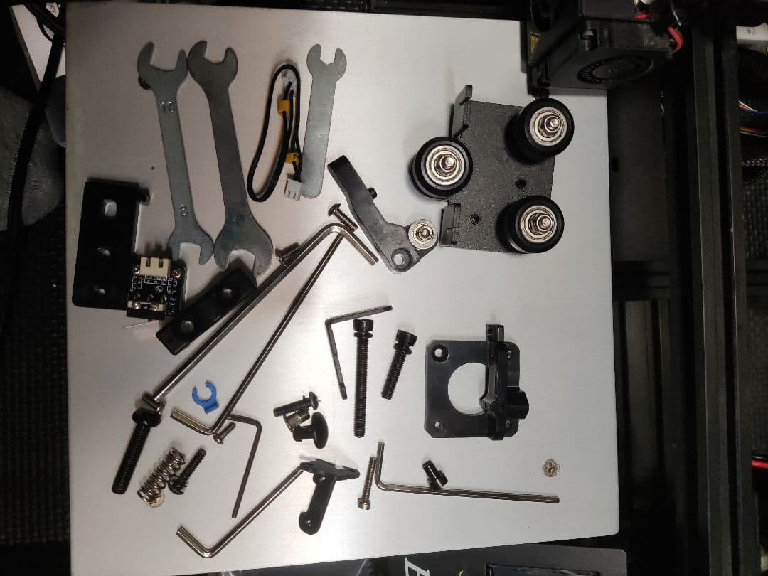 Creality Ender 3Dプリンター 本体 とおまけ