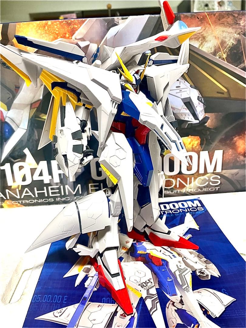 海外製　RX-104FF GUNDOOM 1/144 素組み　プラモデル