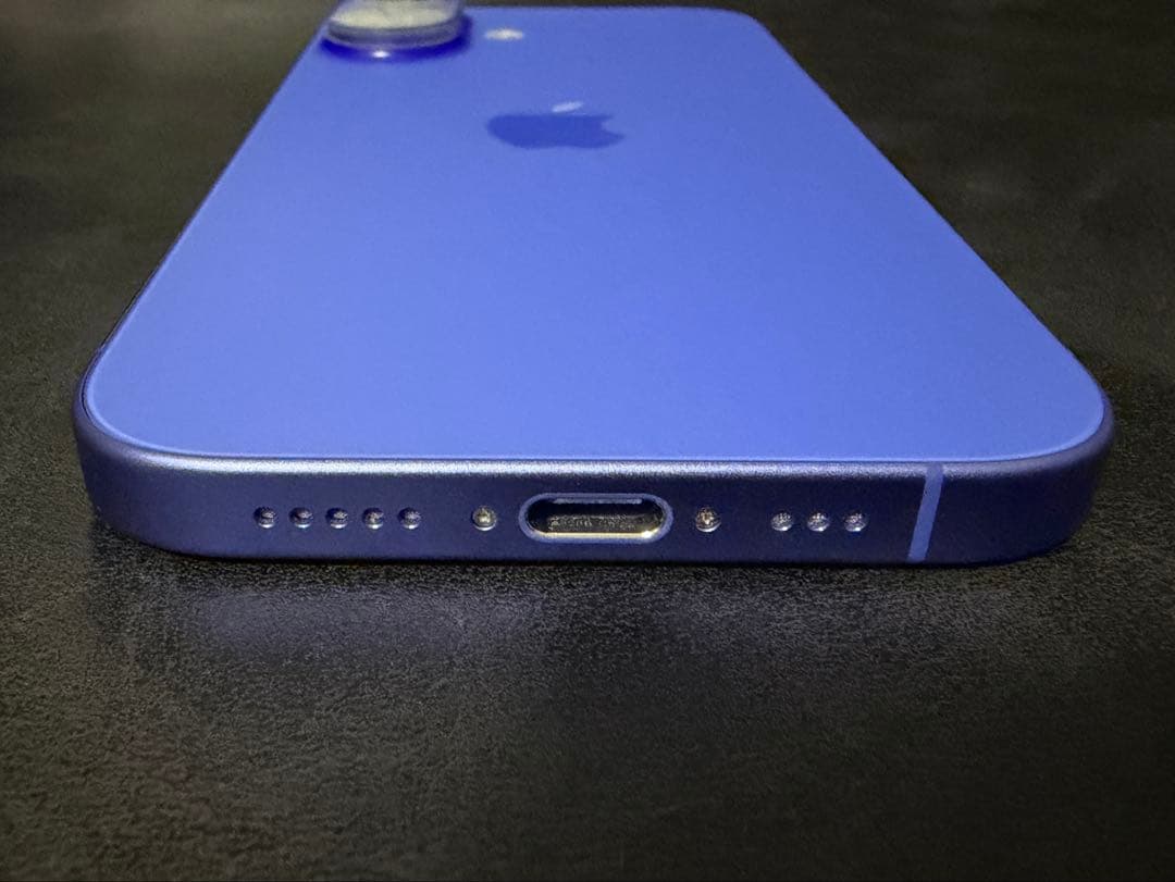 *炊飯器0616*【美品】iPhone16 256GB ウルトラマリン