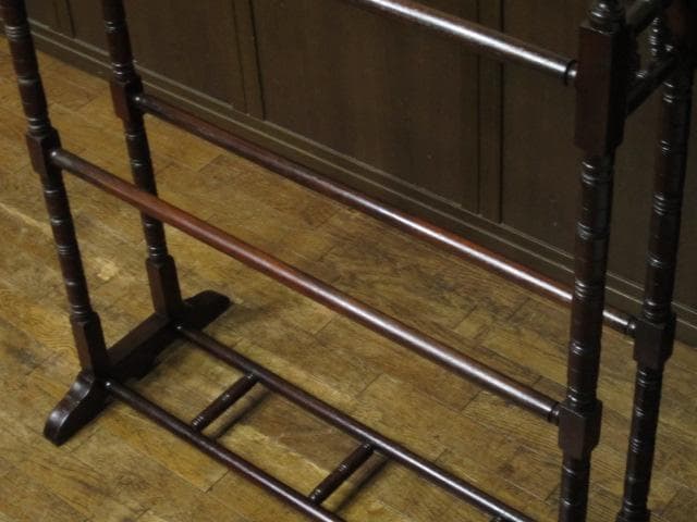 英国 イギリス アンティーク 挽物装飾 タオルスタンド/タオル掛け/ハンガー