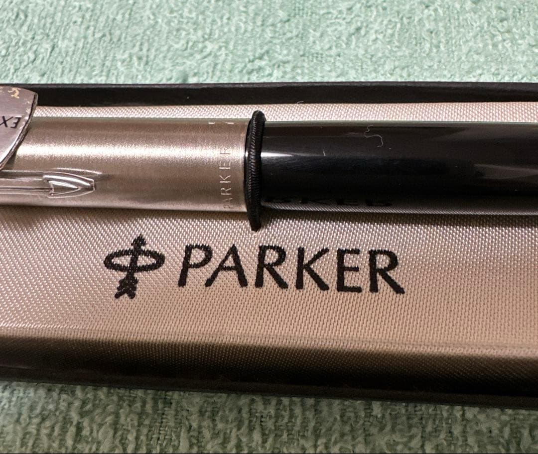Parker Extra F パーカー　21 万年筆 シルバー・ブラック ⑩