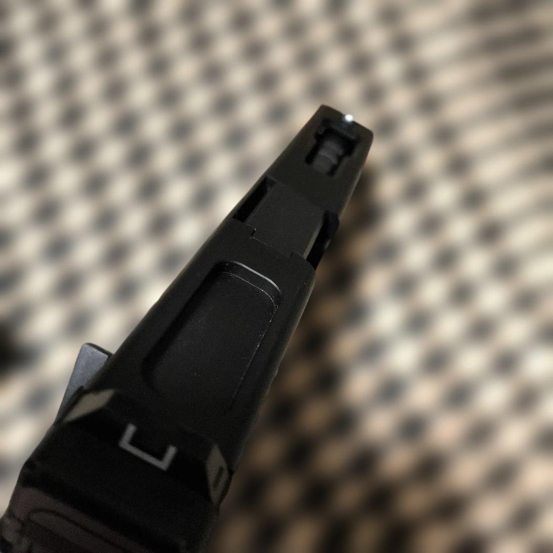 東京マルイ製　グロック18C　ガスブローバック　予備マグ　ホルスターセット