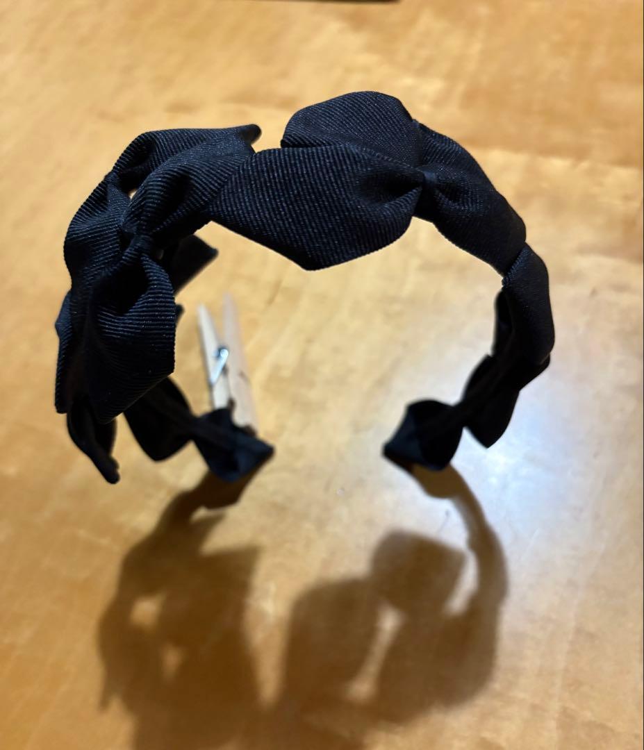 Jennifer Ouelletteブラック リボン カチューシャ