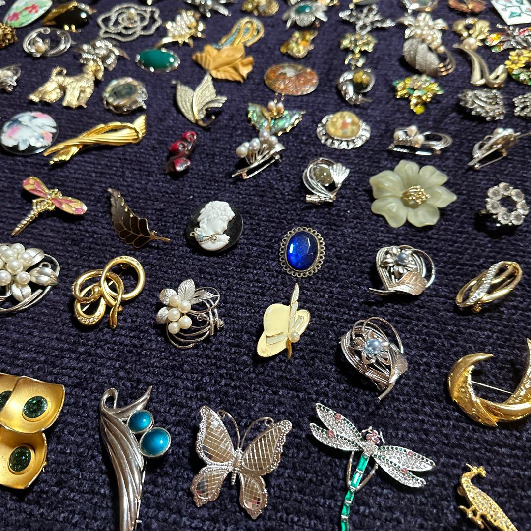 【vintage】ブローチセット 多様なデザイン　130点以上