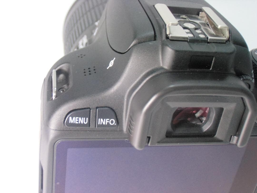 Canon EOS Kiss X7 レンズ付き　B034