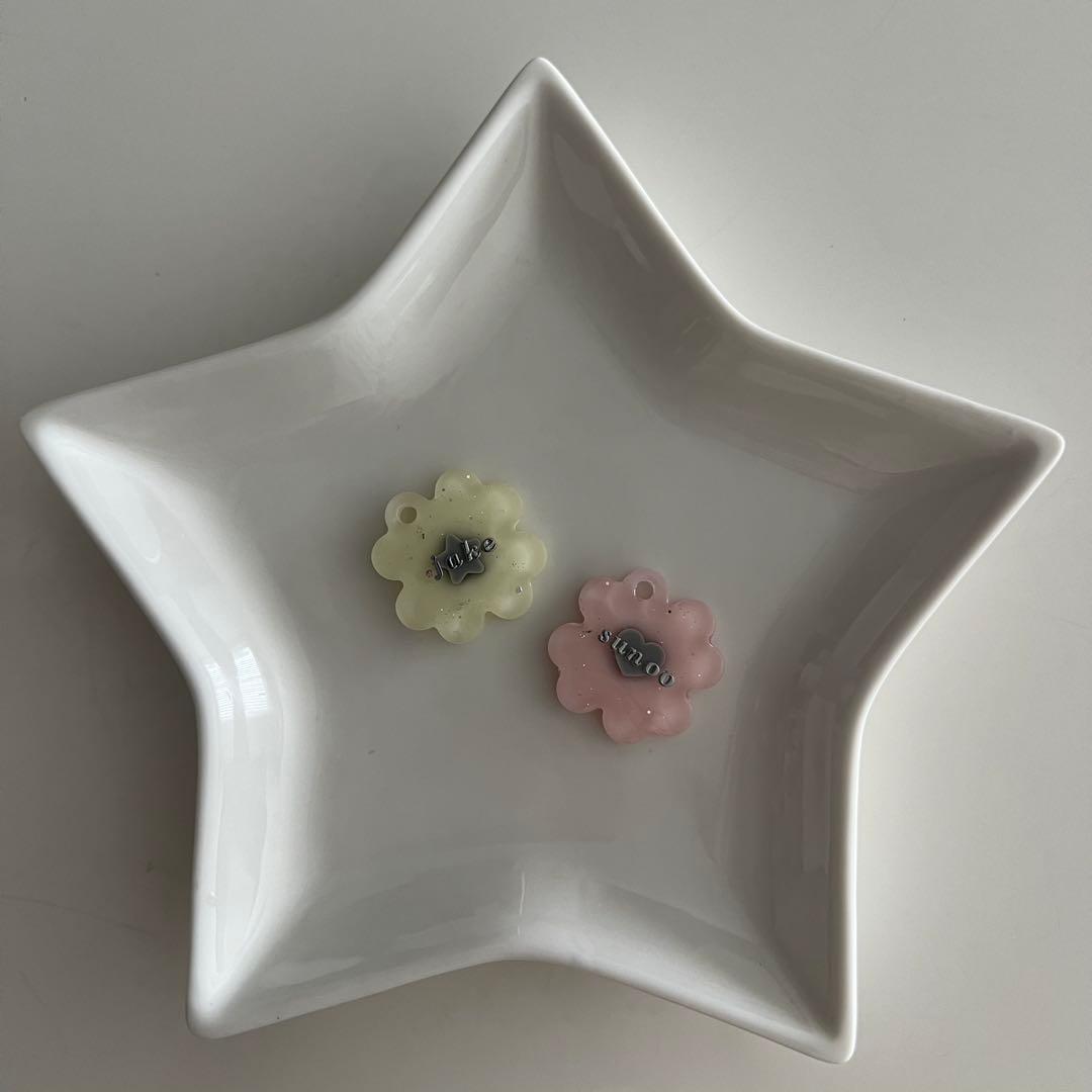 ハンドメイド　レジン　キーホルダー　名前入れ　nct dream チソン