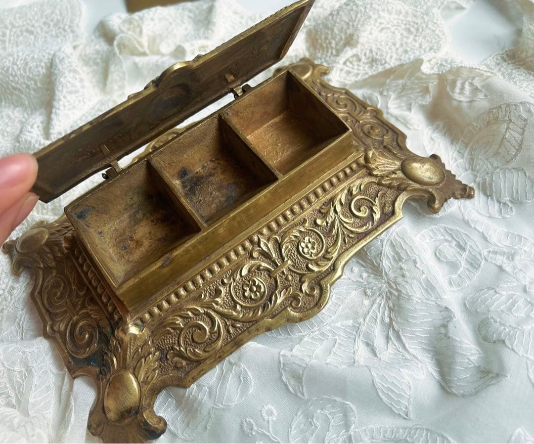 レア　フランス アンティーク 真鍮製 切手スタンド 天使のレリーフ 重厚840g