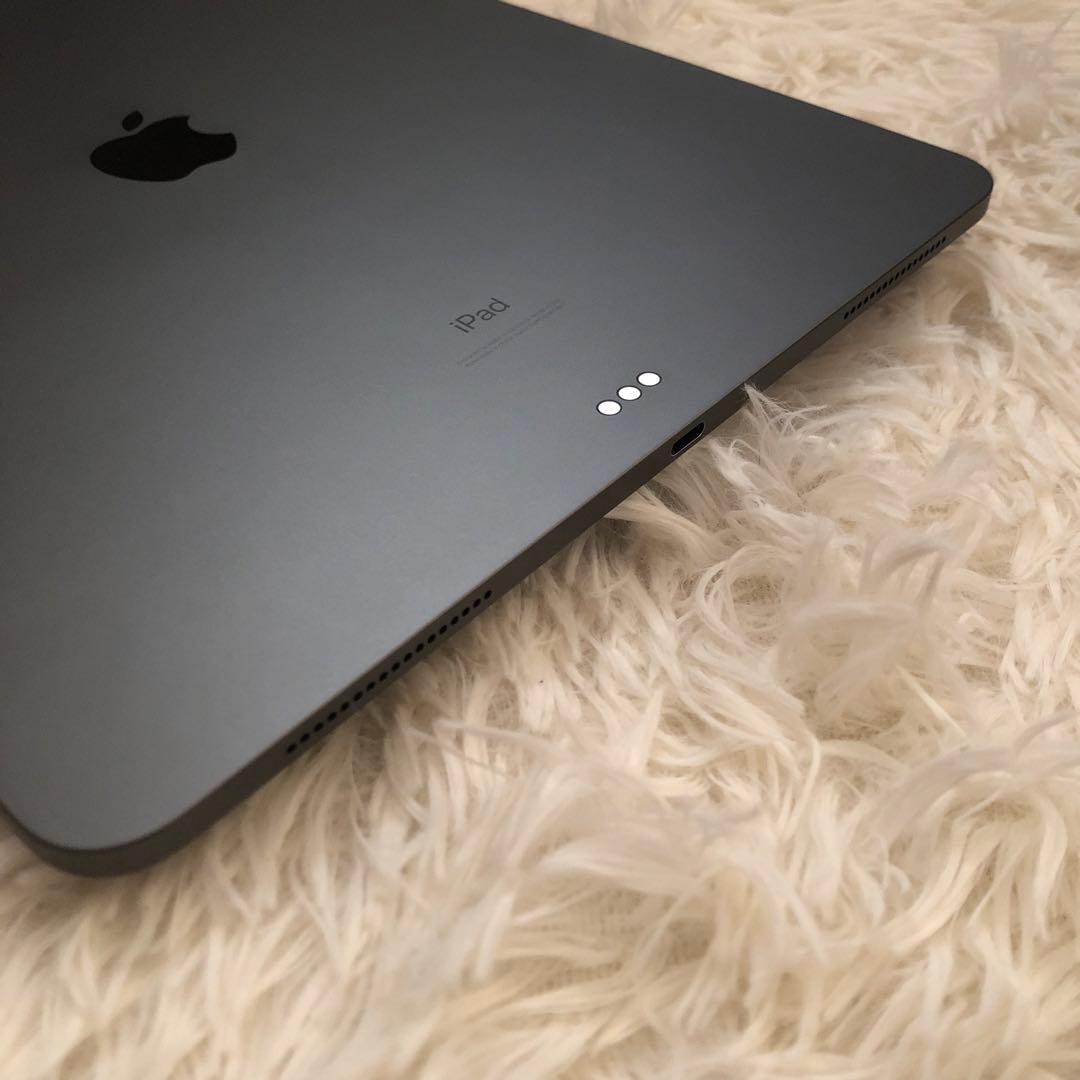 【完動品】iPad Pro 12.9 第4世代 256GB 【すぐ発送】