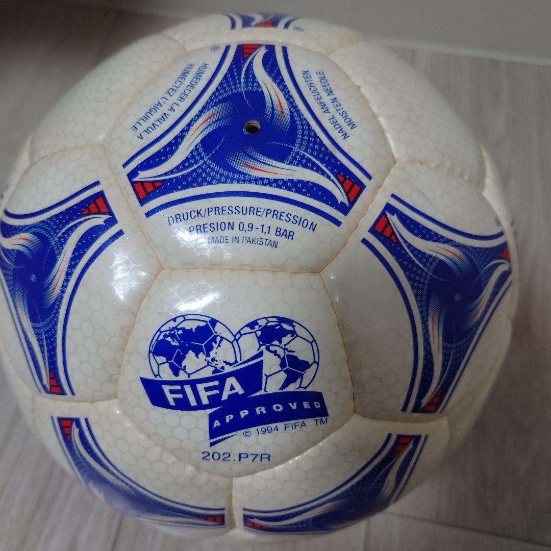 希少1998年FIFAワールドカップ　フランス大会公式球
