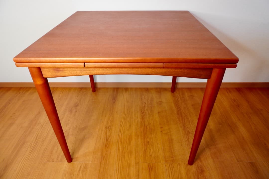 ACTUS H.W.F マホガニー エクステンションテーブル&チェア2脚