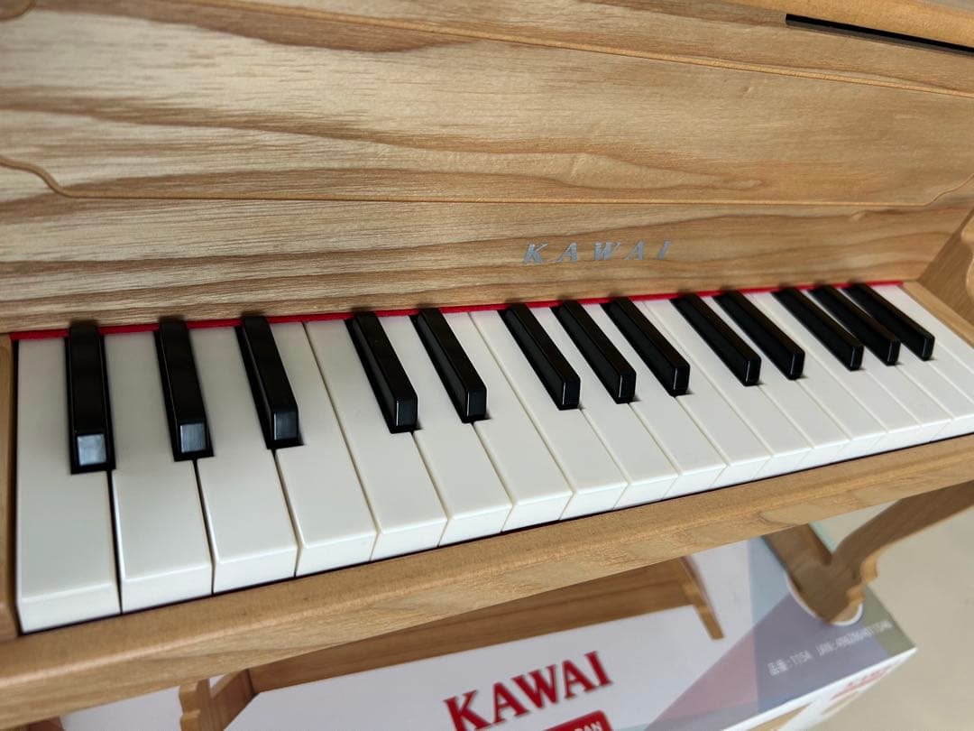 トイピアノ　ミニピアノ　KAWAI アップライトピアノ 木製