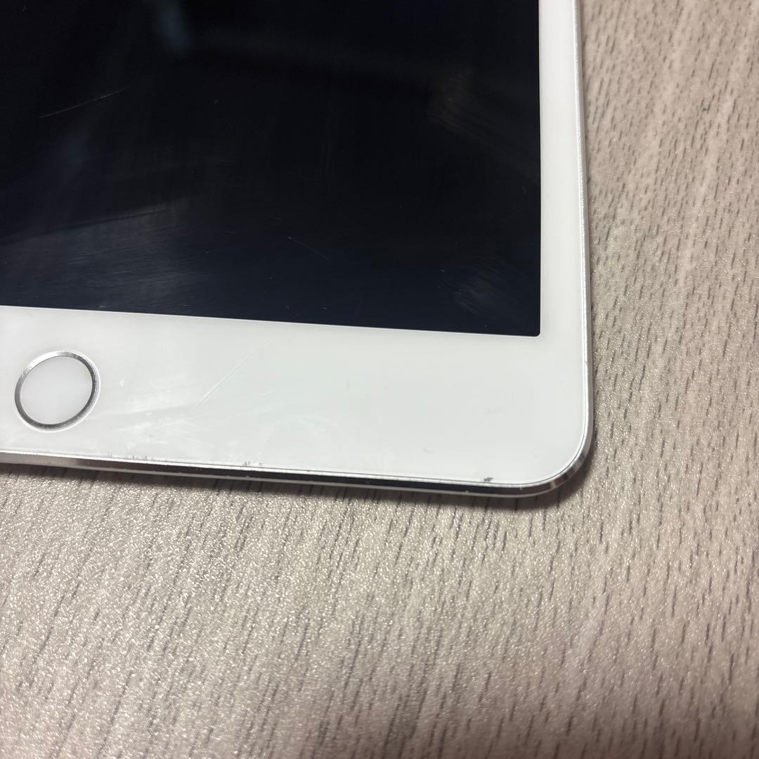 【中古動作品】Apple iPad mini4 セルラーモデル 128GB 本体