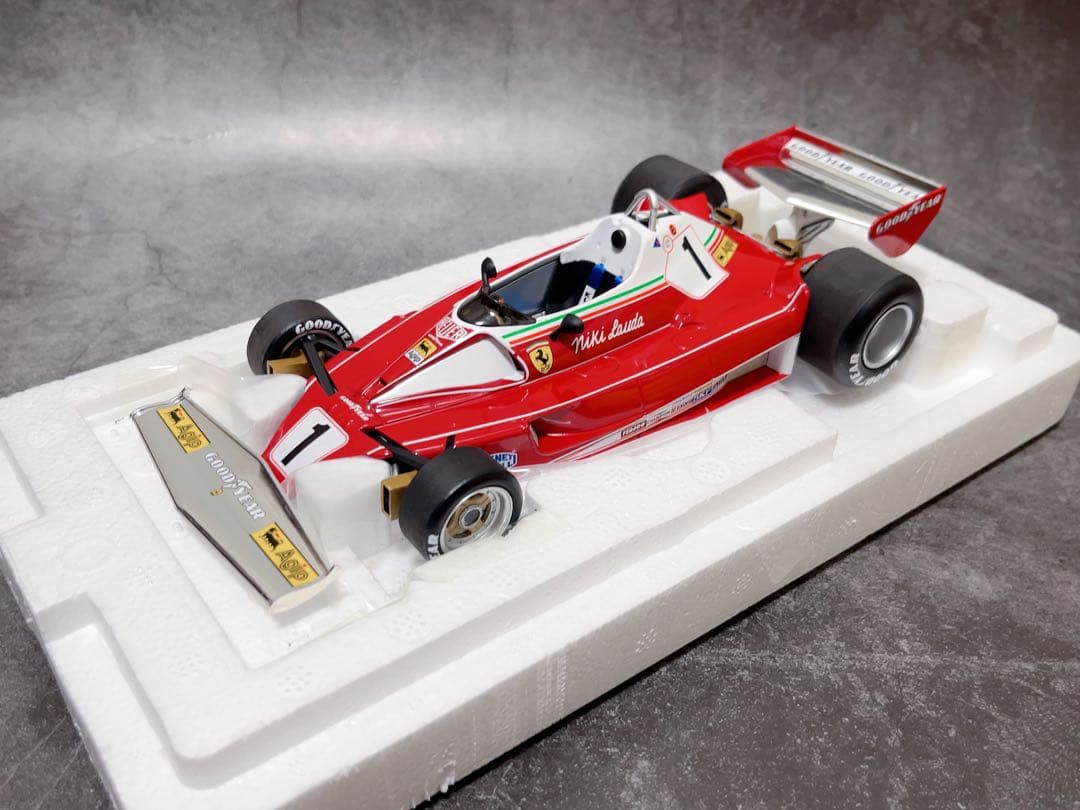 1/18 Mattel Elite フェラーリ 312T2 N.ラウダ