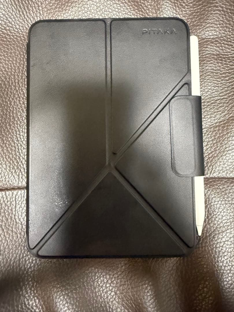 美品 iPad mini 7 (A17Pro) 128GB PITAKAケース付