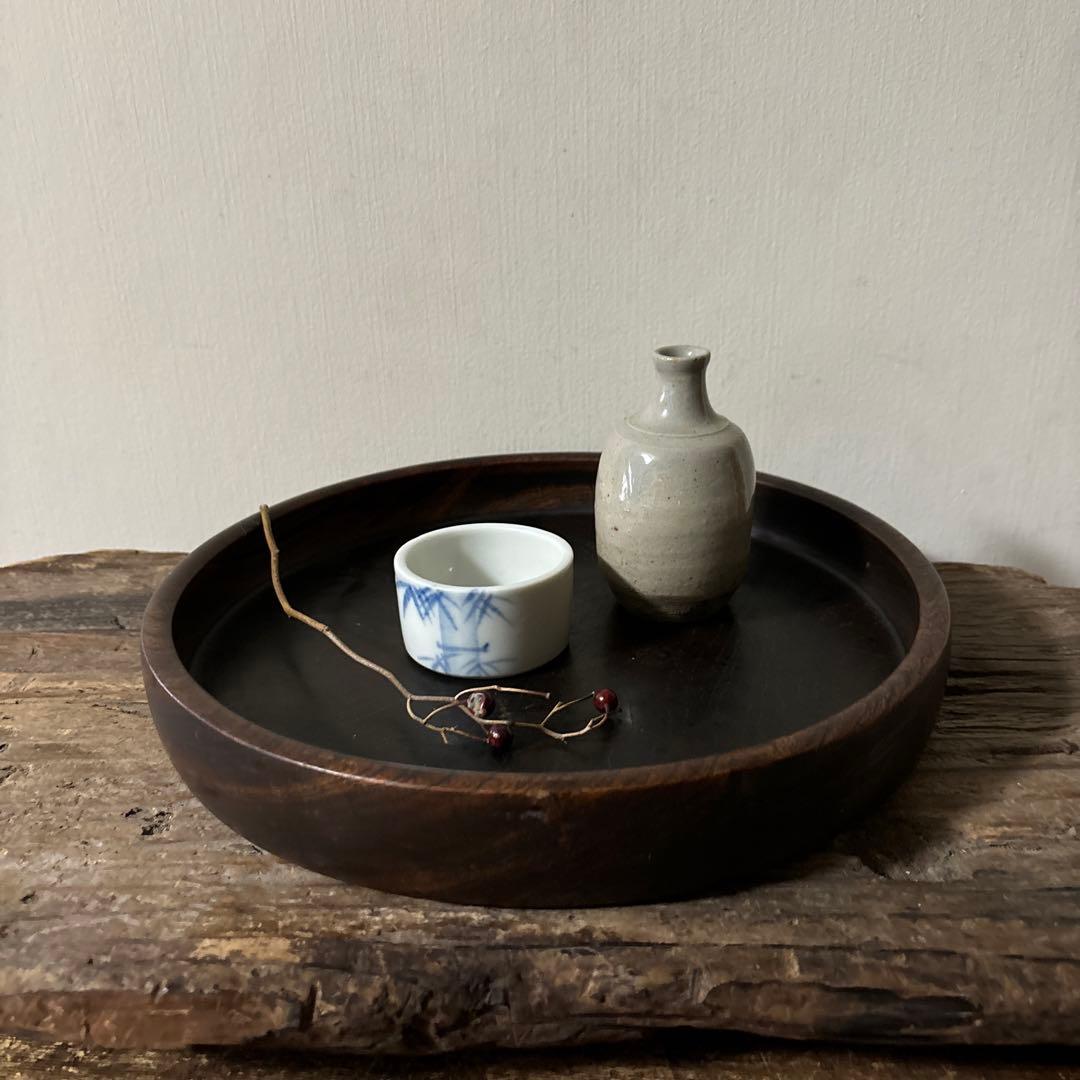 古い木地盆⑨ 丸盆　古民芸　アンティーク　くり抜き盆　酒器　煎茶　骨董　検:李朝